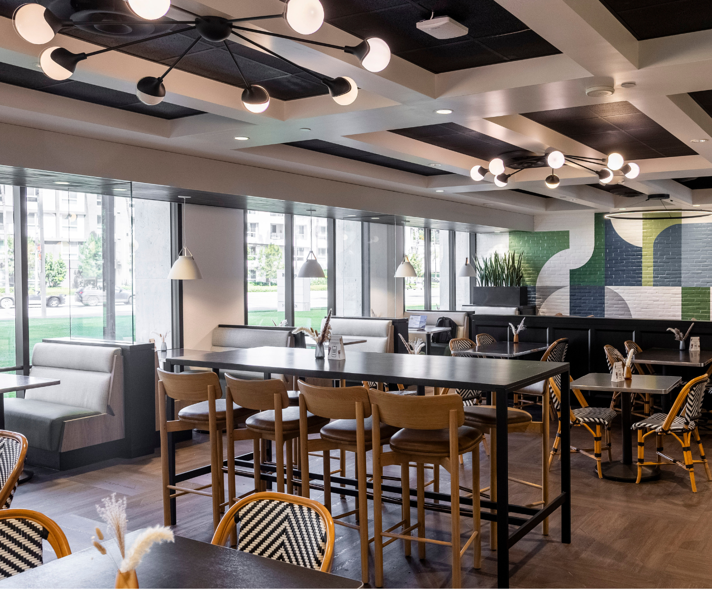Blue Hummingbird Coffee & Kitchen café at Park Plaza, Irvine 